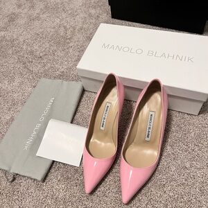 Manolo Blahnik pink heels